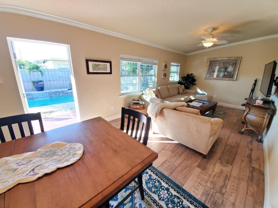 Bahamian Cottage - Heated Pool Walk To The Beach Cocoa Beach Esterno foto